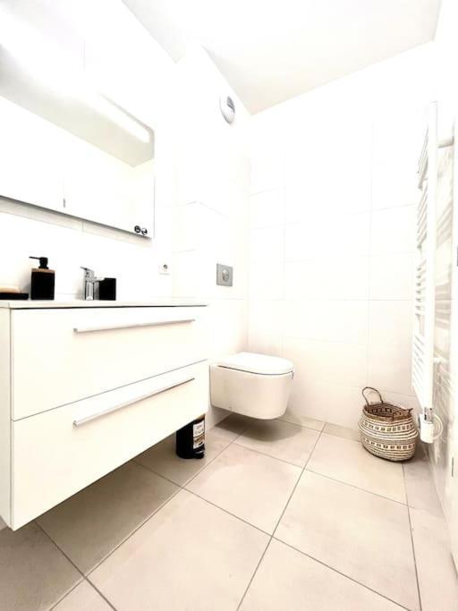 Appartement Neuf Avec Terrasse 圣弗洛朗 外观 照片