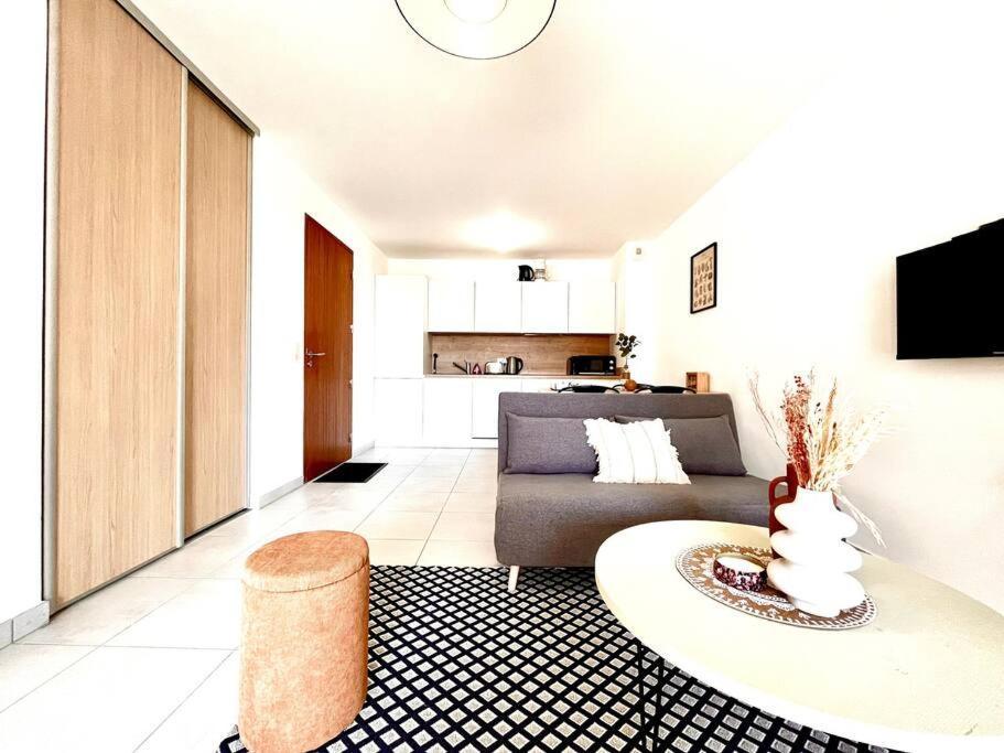 Appartement Neuf Avec Terrasse 圣弗洛朗 外观 照片