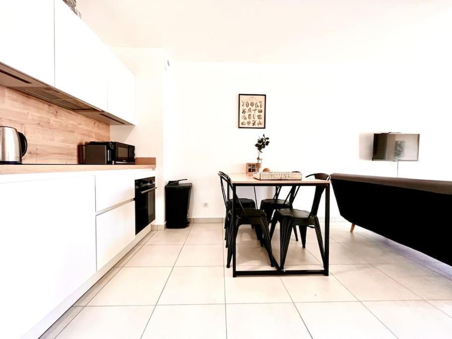 Appartement Neuf Avec Terrasse 圣弗洛朗 外观 照片